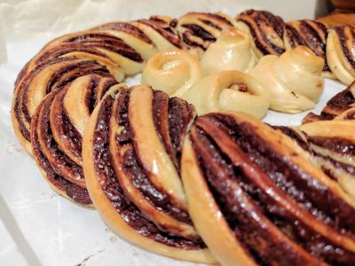 Chocolate Babka Couronne